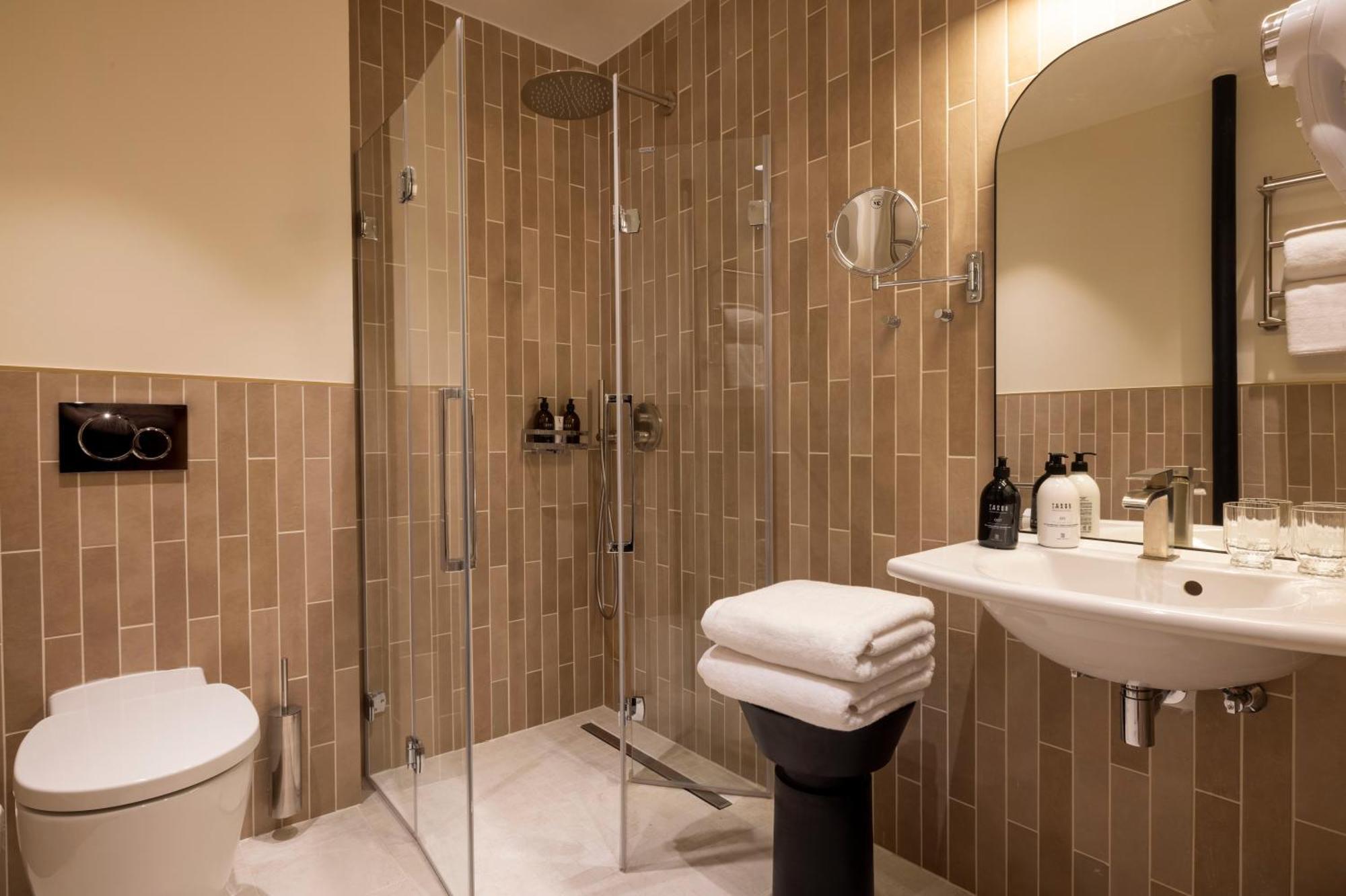 Alberte Hotel Paris Rom bilde